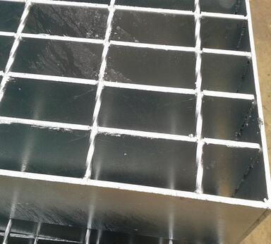 重型平臺鋼格板結(jié)構(gòu)特點 重型平臺鋼格板結(jié)構(gòu)特點